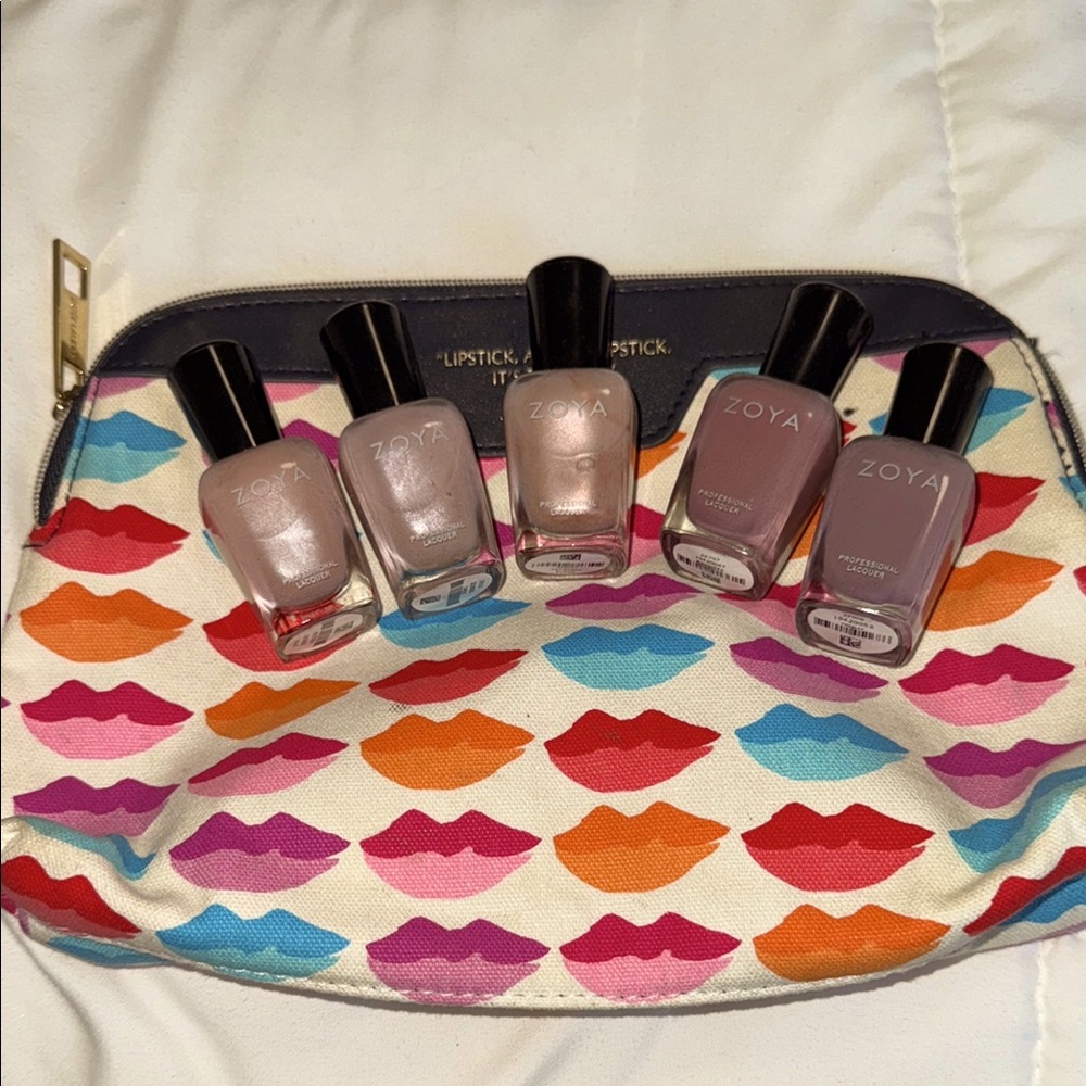 New Zoya -Neutral Nail Polish Collection with Lip Print Pouch. Set of 5 polishes